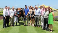 Houtzen makes play for MM Classic in debut sizzler