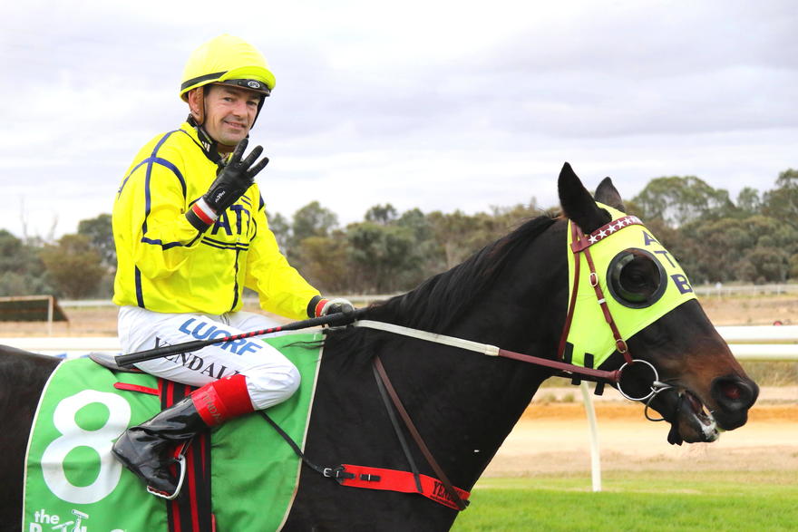 313A9073 misty sea may 21 2018.jpg