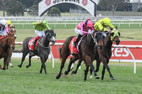 Kawabata steps up with city win