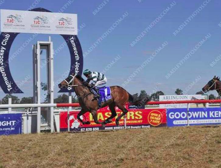 Melissa Dennett Racing :: Gallery