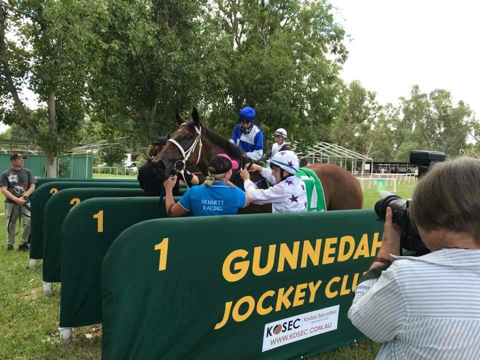 Melissa Dennett Racing :: Gallery