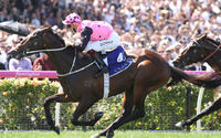 Flying Artie wins the Coolmore Stud Stakes