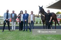Raven’s Blaze surges to victory at Sandown for valuable city win